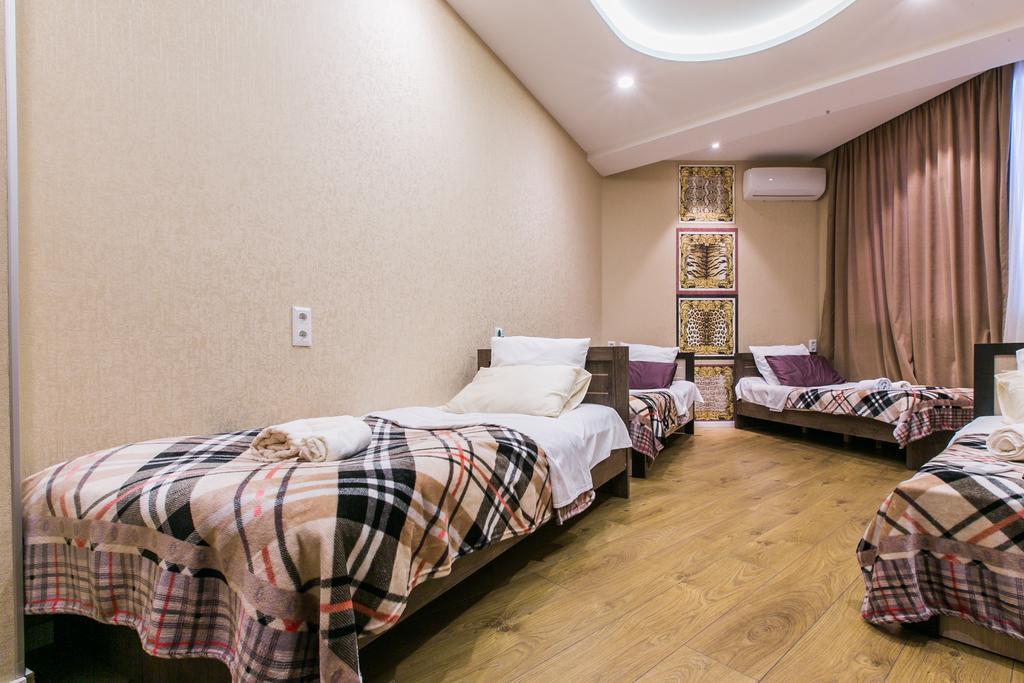 Sweet Home 3 At Freedom Square Тбилиси Экстерьер фото