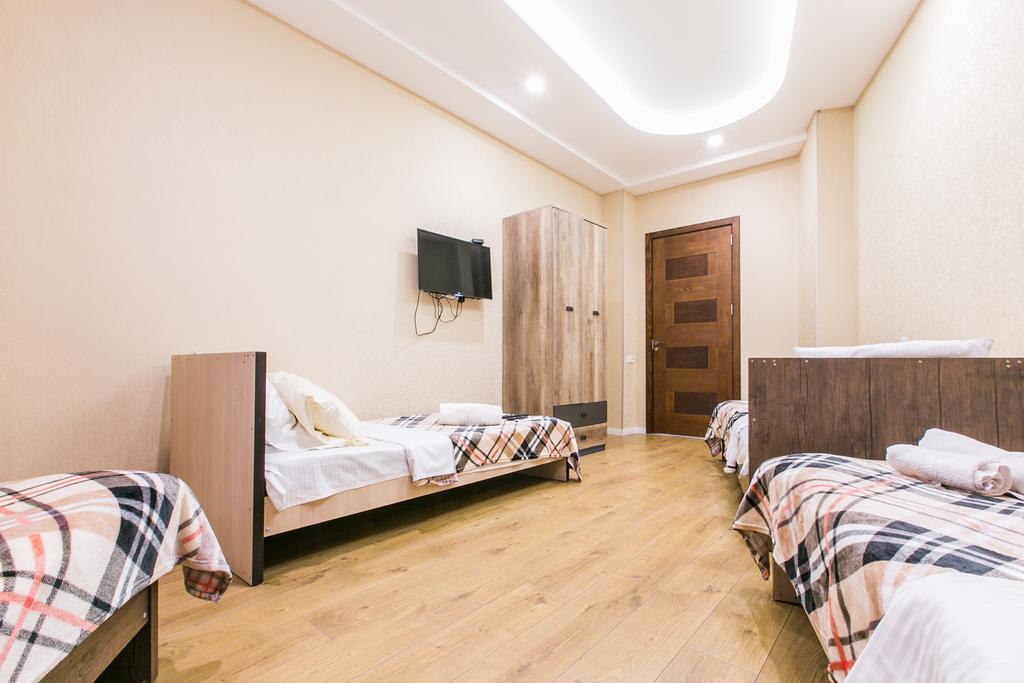 Sweet Home 3 At Freedom Square Тбилиси Экстерьер фото